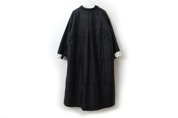 画像2: Embroidery Quilting Coat (BK)