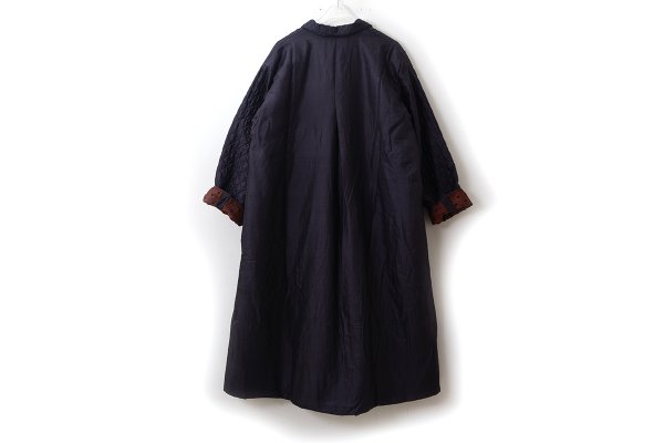 画像2: Embroidery Quilting Coat (NV)