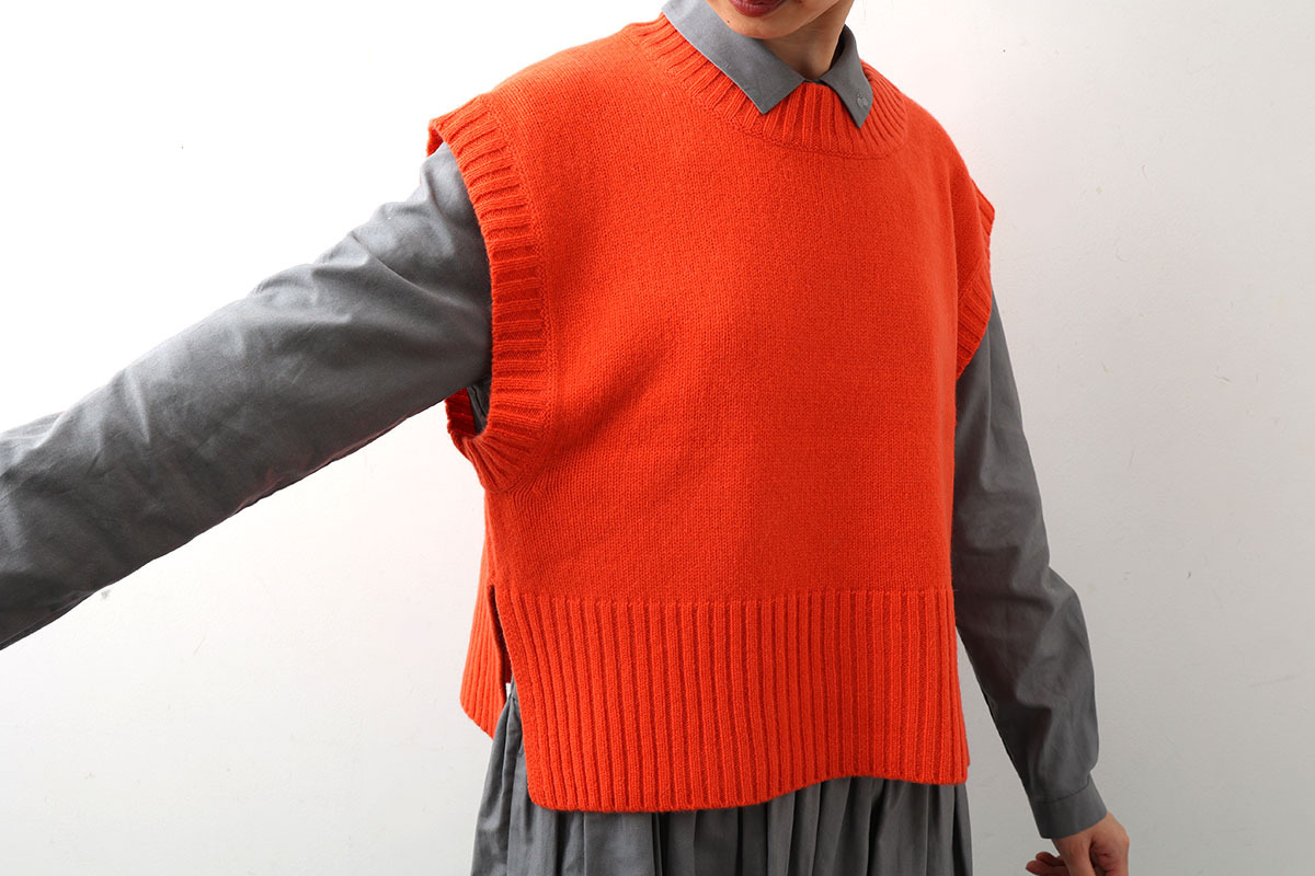 CHILD WOMAN Extrafine merino wool 5GGショートベスト