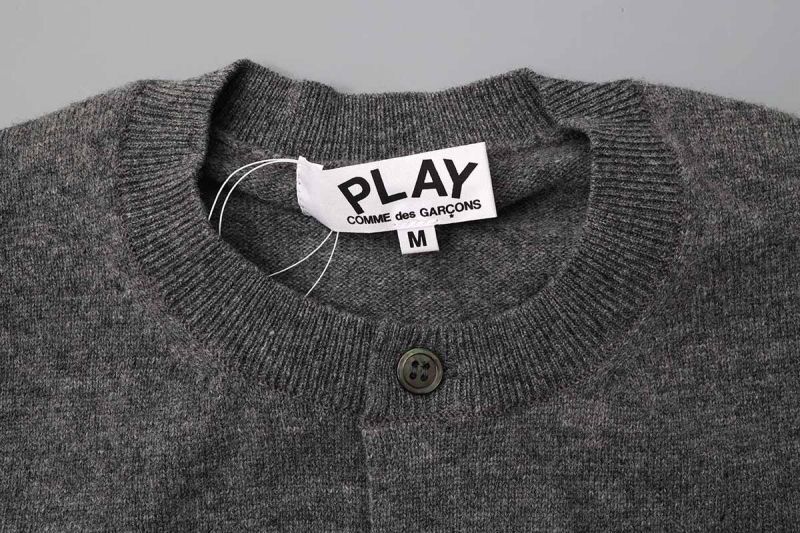 PLAY COMME des GARÇONS プレイコムデギャルソン PLAY CARDIGAN RED