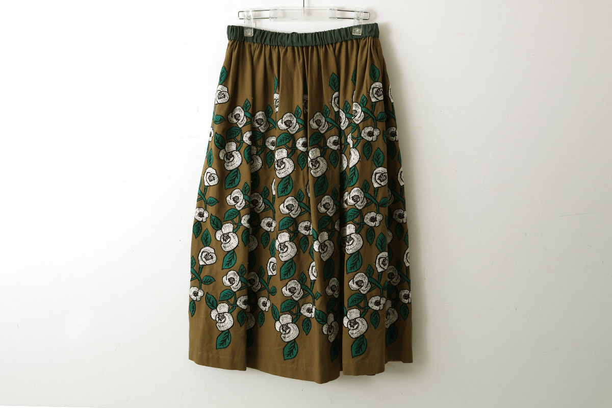 トク割＆送料無料 ミナペルホネン ⚮̆̈ swing camellia スカート | www